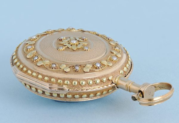 Small Pearl Set Three Colour Gold Verge View 3