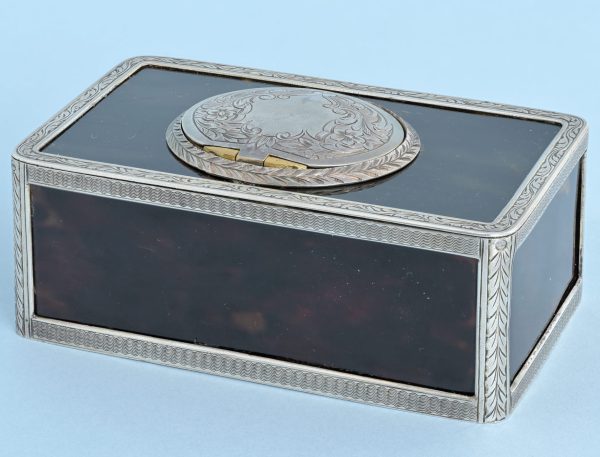 Silver Mounted Horn Singing Bird Box View 5